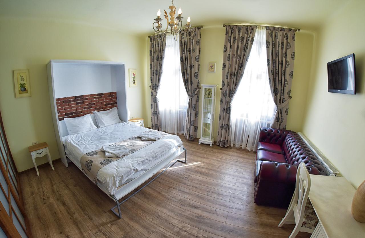 La Maisonnette Braşov Exteriör bild