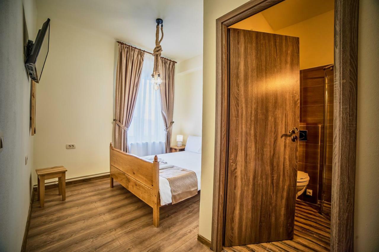 La Maisonnette Braşov Exteriör bild