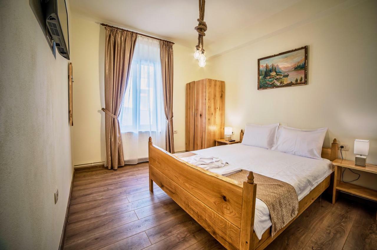La Maisonnette Braşov Exteriör bild